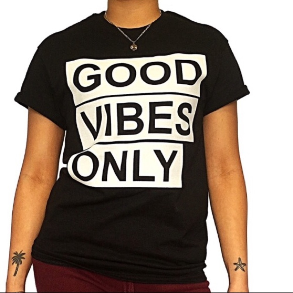 Good Vibes Only Tee 😎